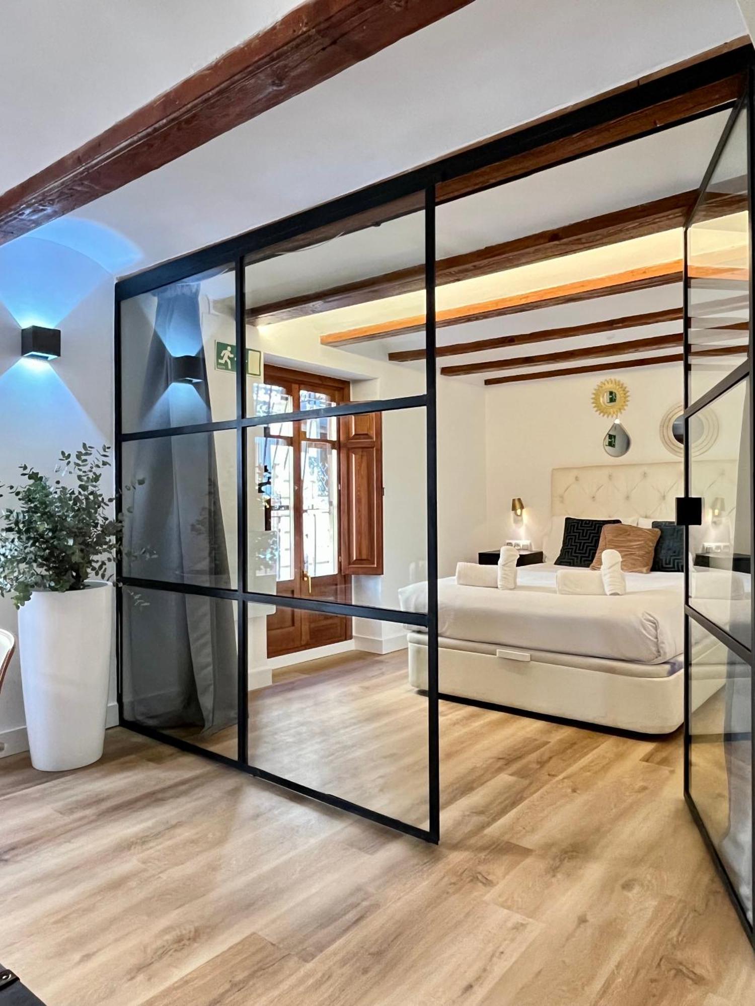 Werentvlc - Encantador Loft Casco Antiguo Valencia Bagian luar foto