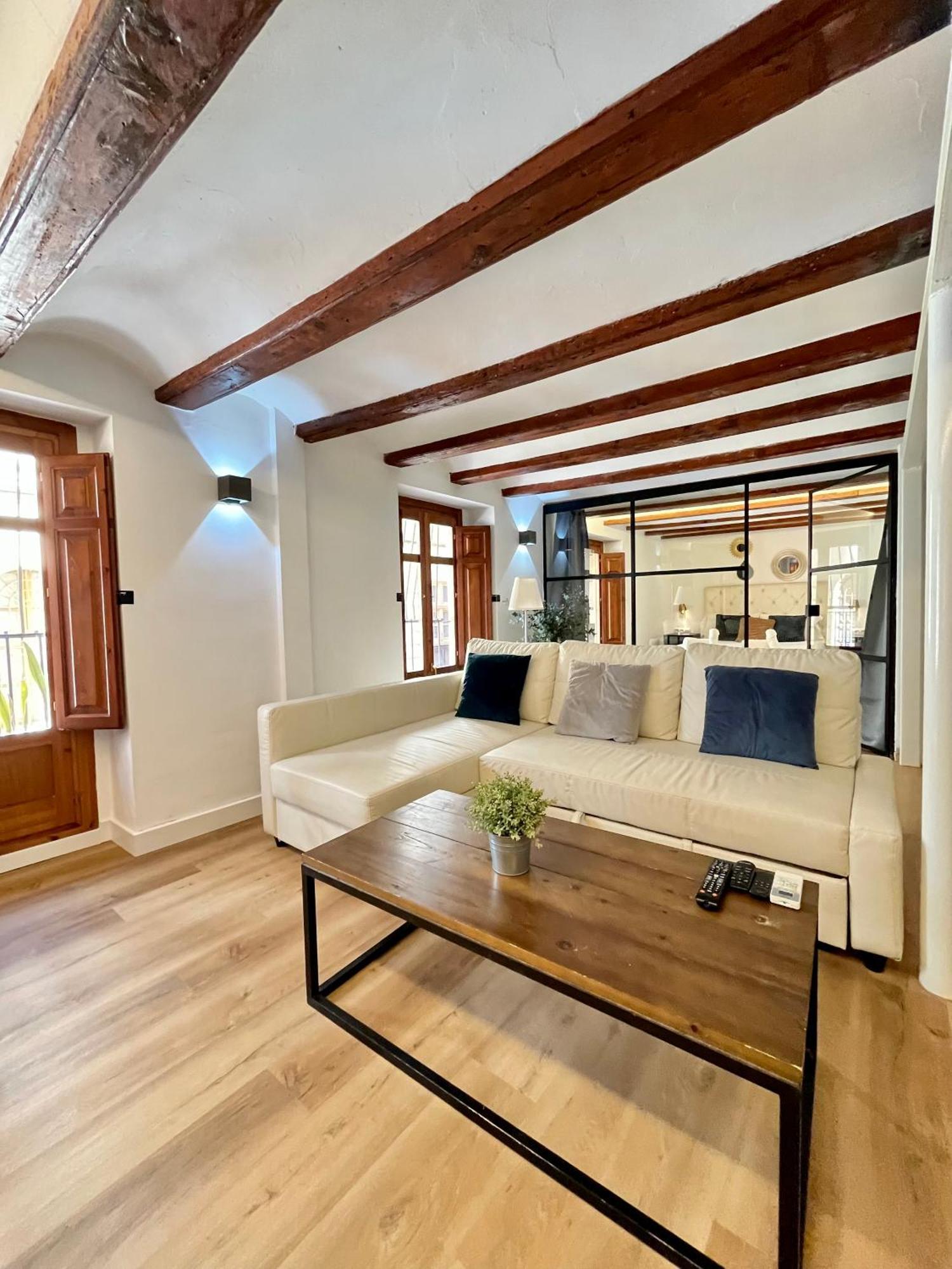 Werentvlc - Encantador Loft Casco Antiguo Valencia Bagian luar foto